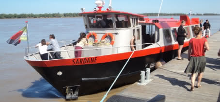 bordeaux-river-cruise-croisiere-sur-l-estuaire-de-la-gironde-blaye-la-sardane-800x600